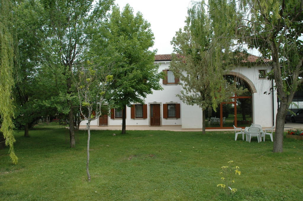 Bed and Breakfast Rose Rosse à Cadi David Extérieur photo